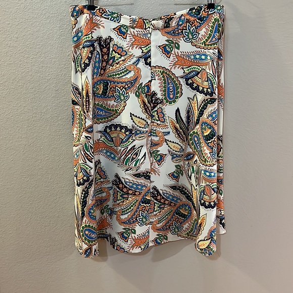 Beautiful Van Heusen Midi A-Line skirt, size 14 - Picture 2 of 6